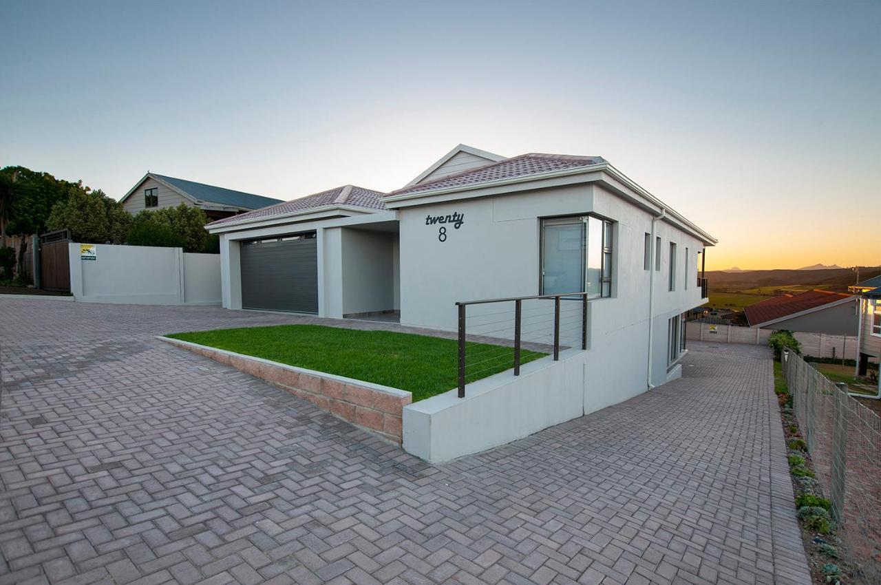 The Guinea Fowl Apartment Reebok Exterior photo